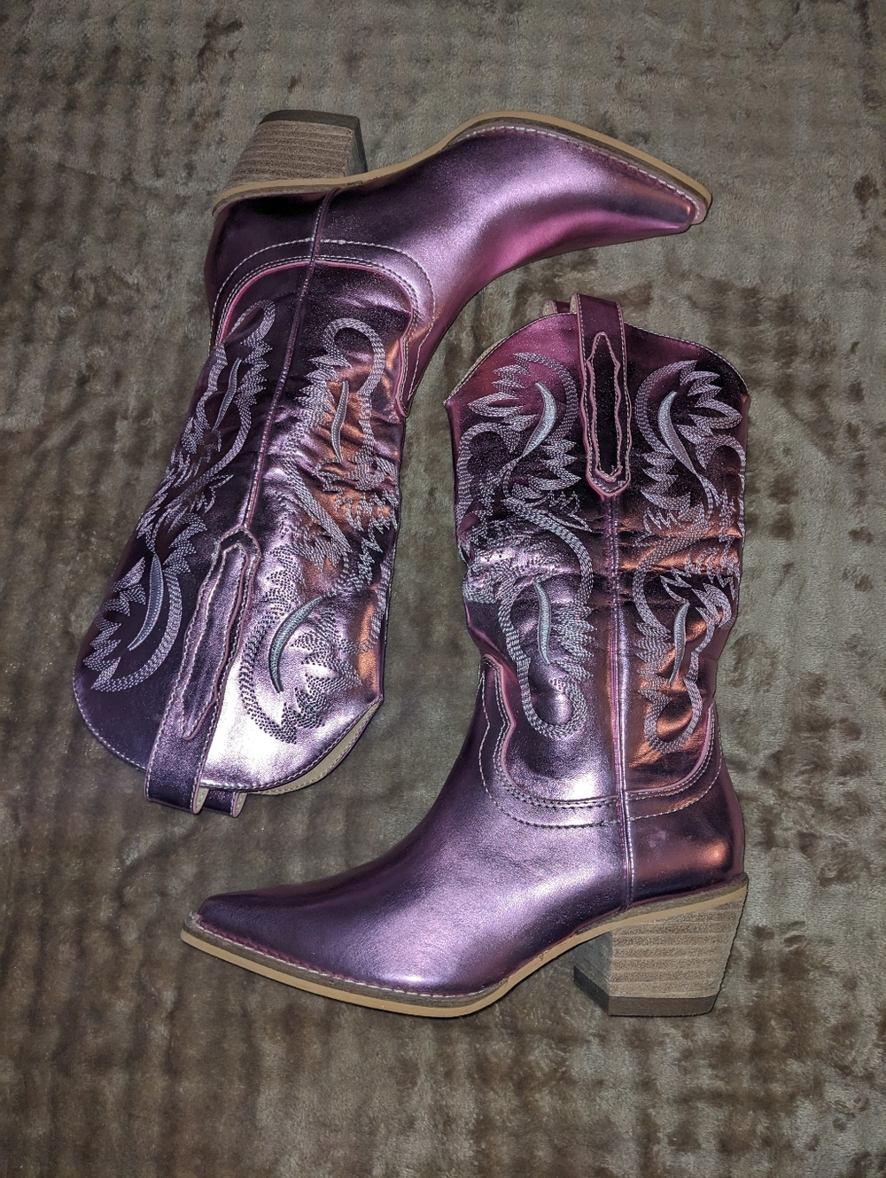 Metallic Pink Western Cowboy Boots - Women